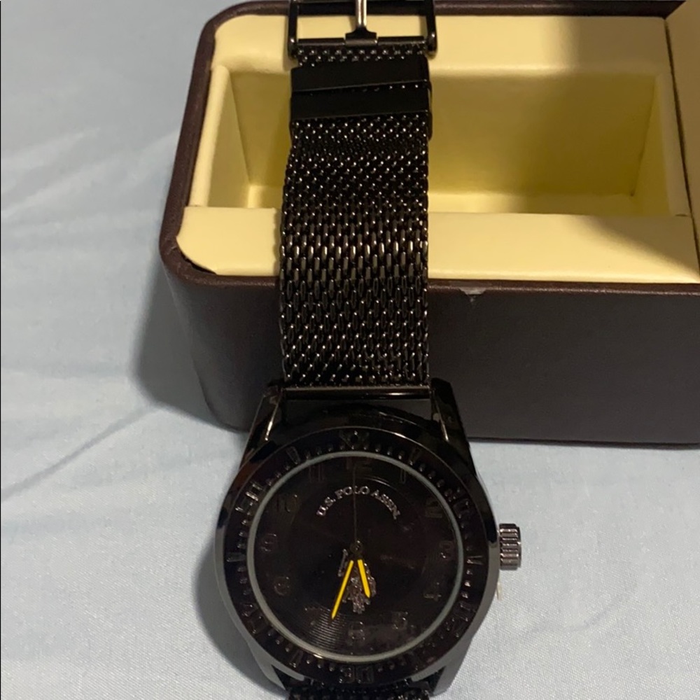 U.s polo Watch - Picture 6 of 7